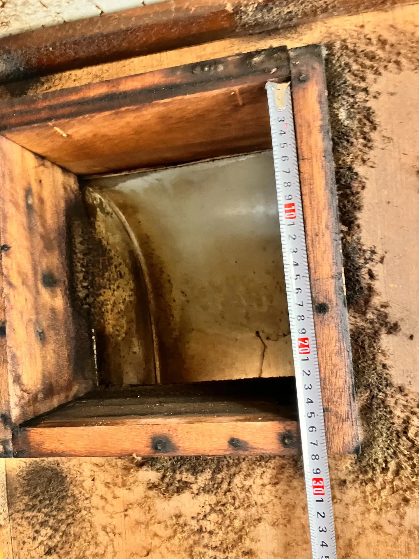 今朝、お客様からのご依頼で換気扇のトラブルに対応しました🔧。