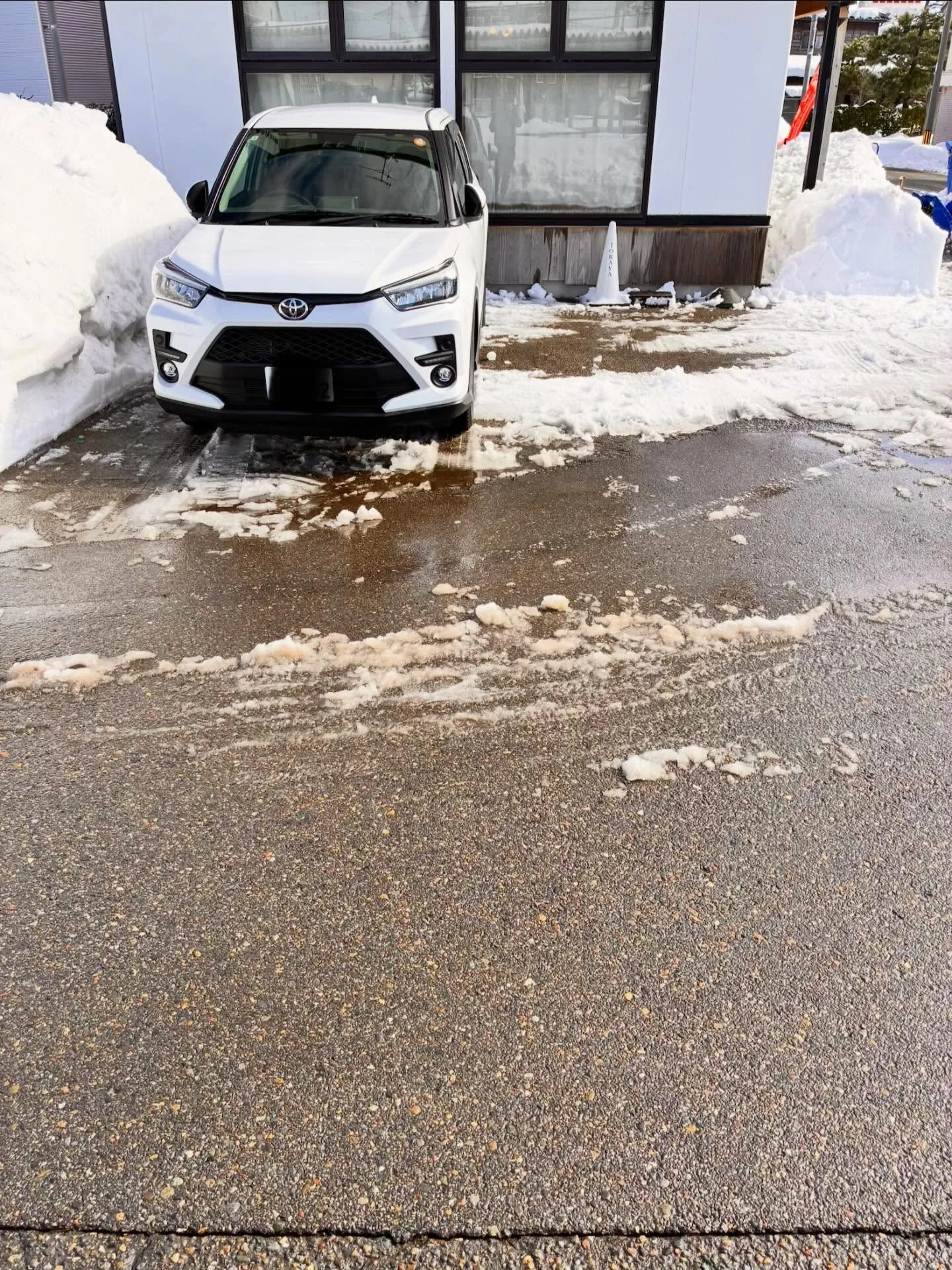 新潟県柏崎市の便利屋猫の手です。