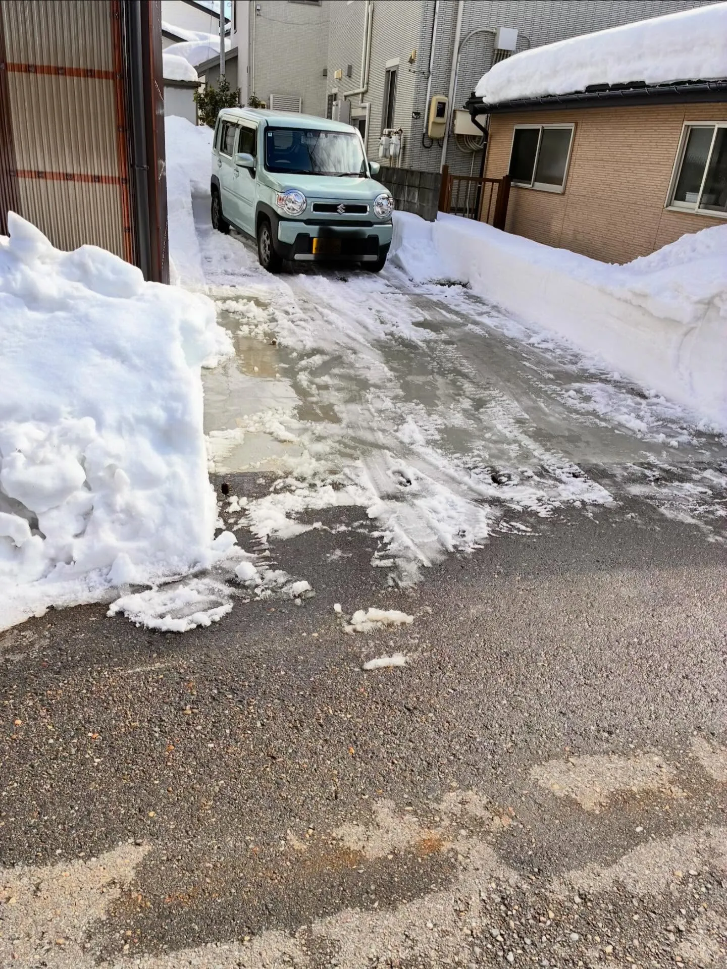 新潟県柏崎市の便利屋猫の手です。